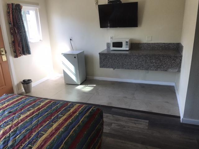 Galleria Inn Montclair/Ontario מראה חיצוני תמונה